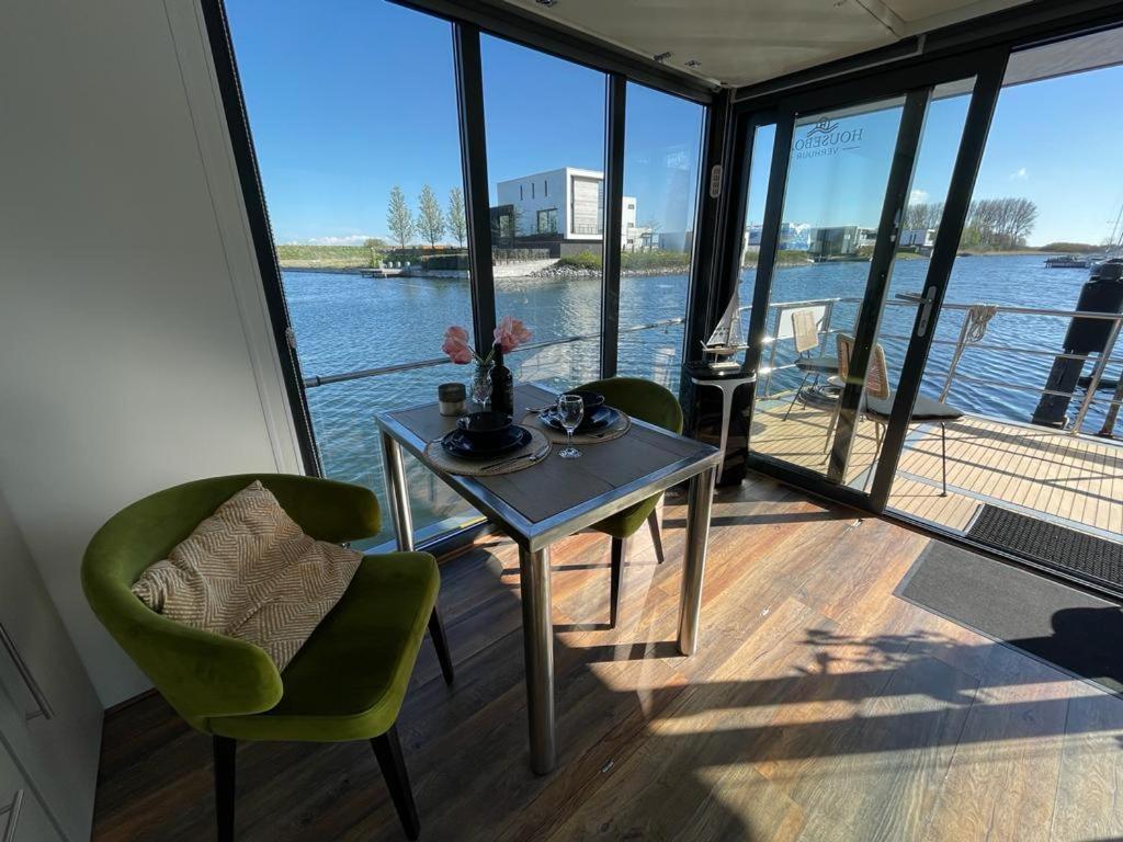 Houseboat Kamperland Hotel Eksteriør billede